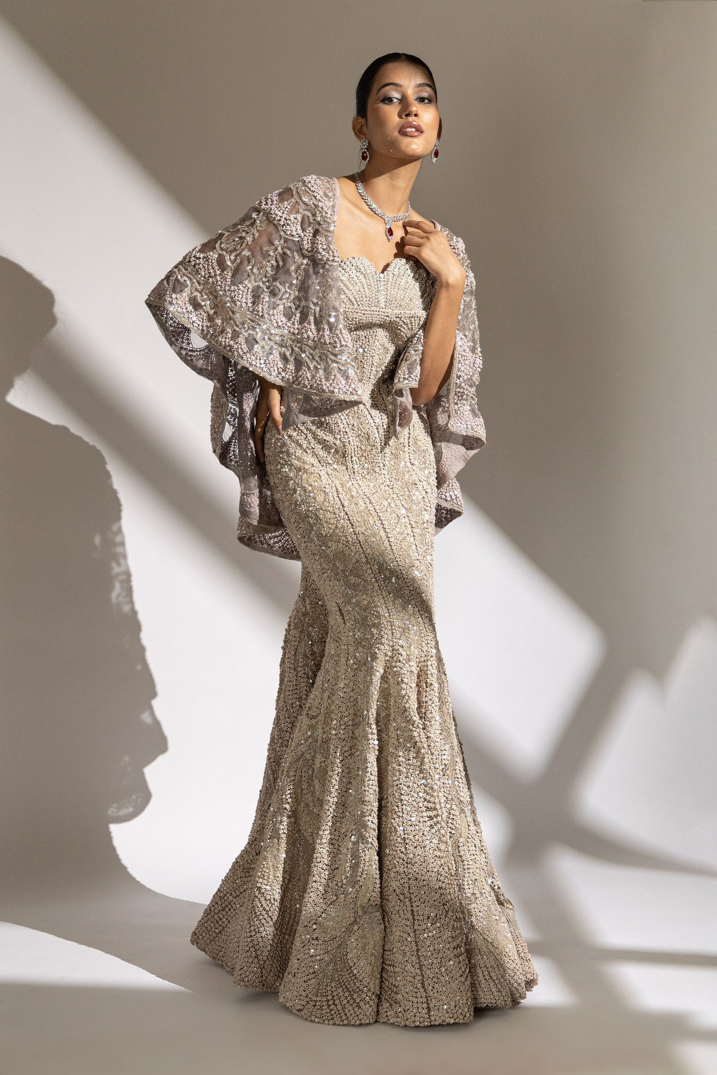 SILVER FISH CUT GOWN SET