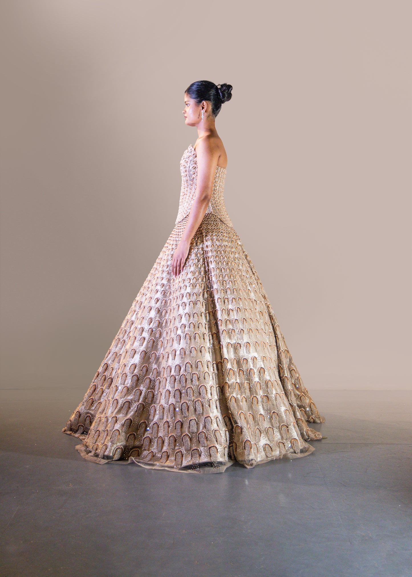 CHAMPAGNE GOLD SKIRT SET