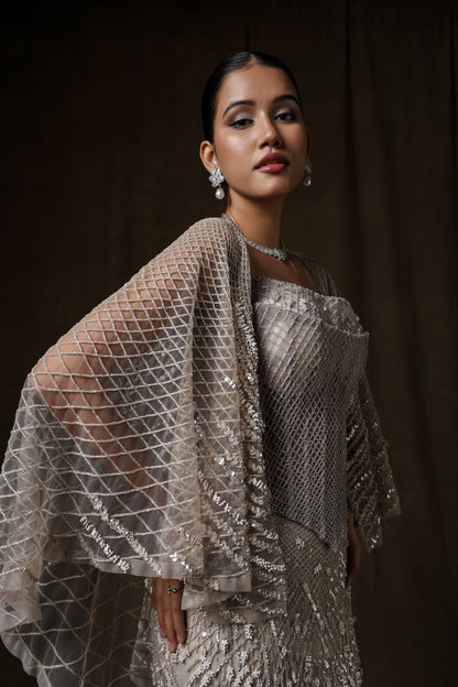 SILVER FISH CUT SKIRT SET