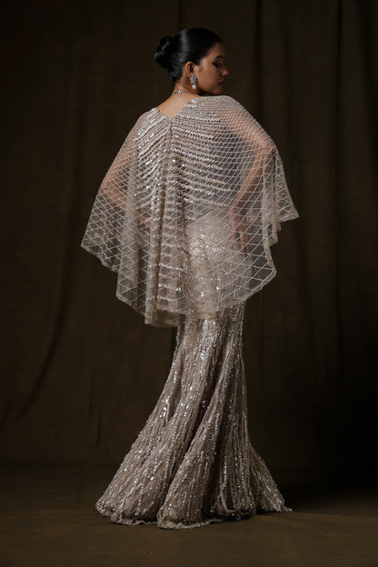 SILVER FISH CUT SKIRT SET
