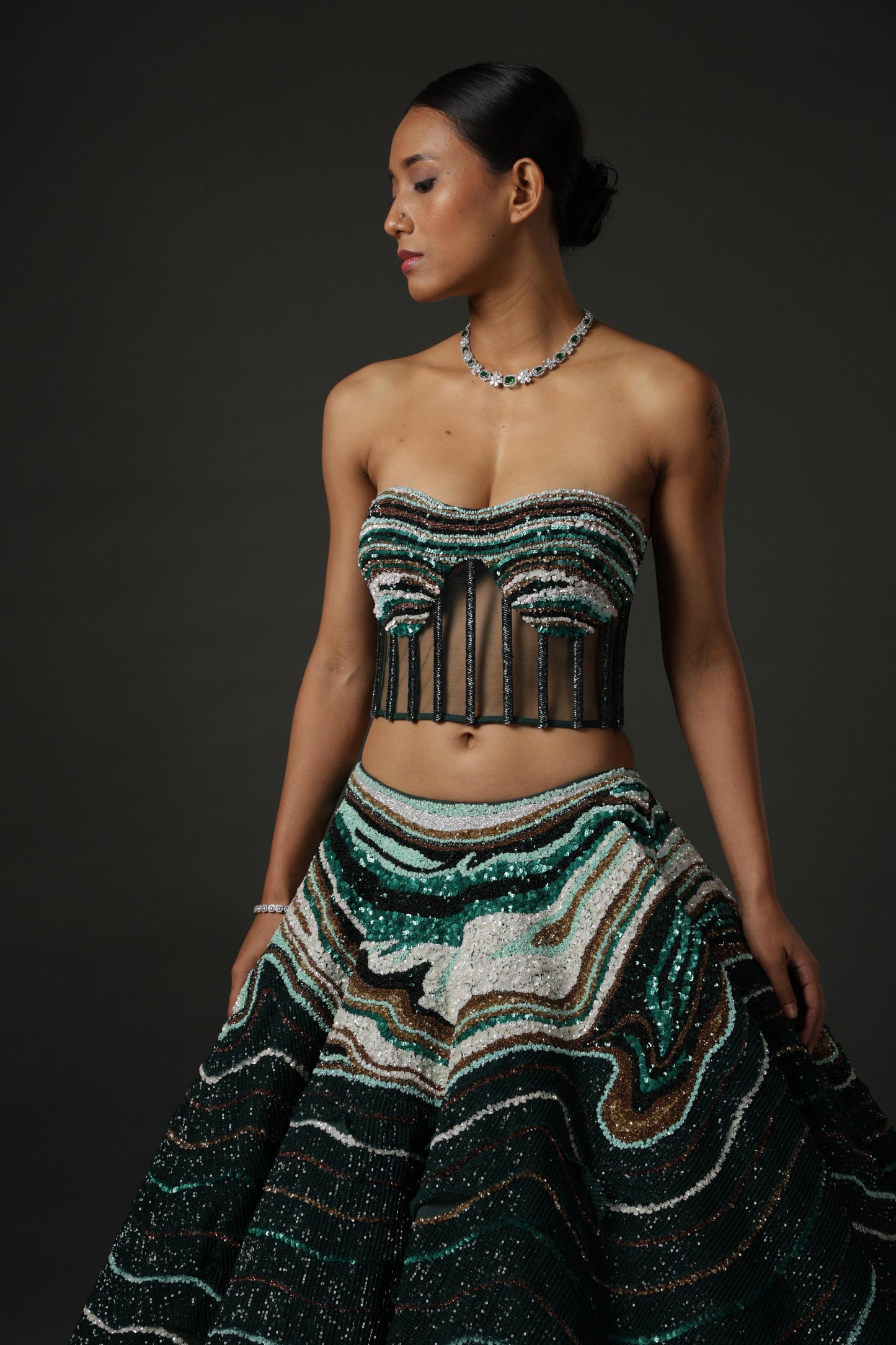 BOTTLE GREEN SKIRT SET