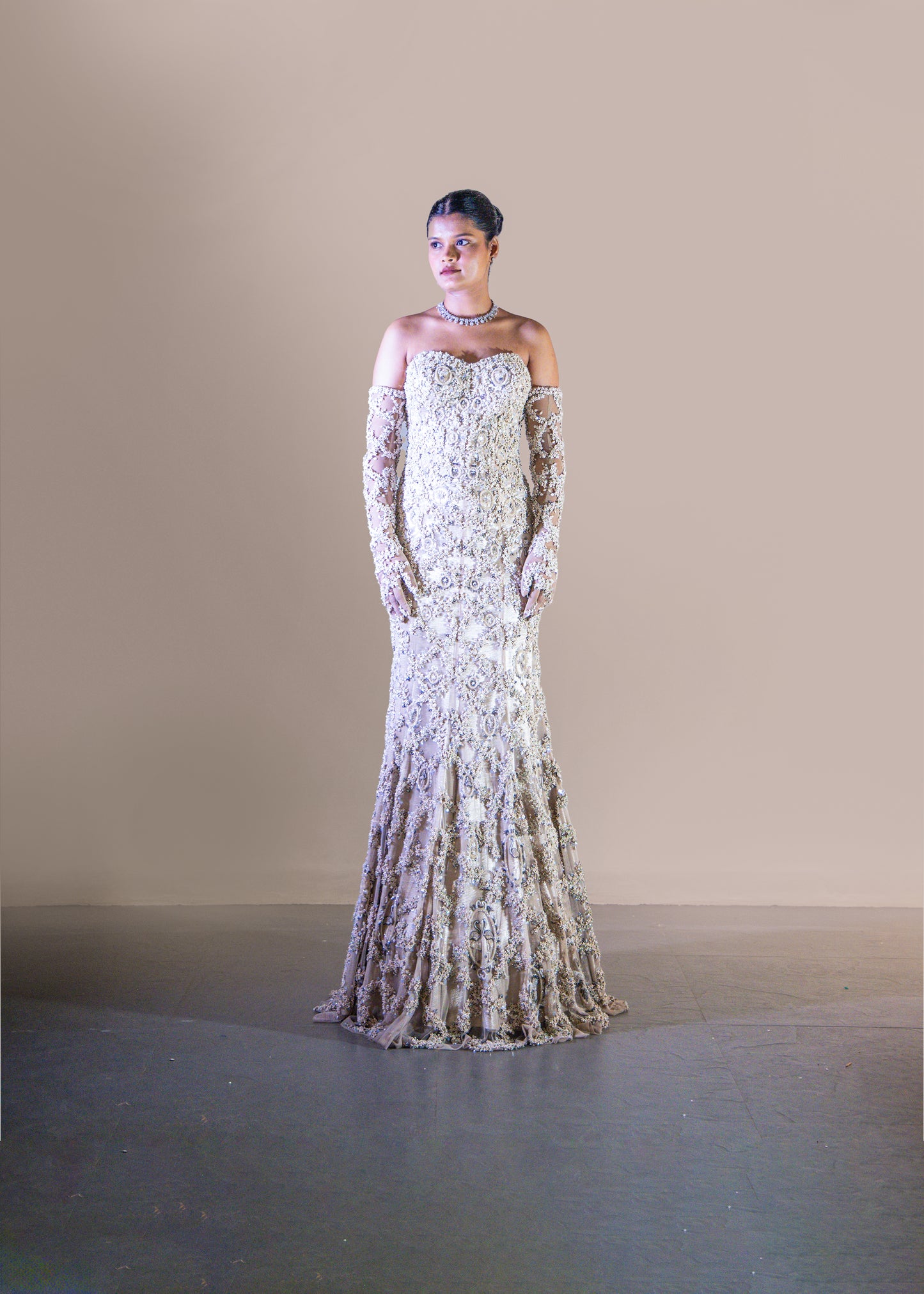 CHAMPAGNE GOLD - FISH CUT GOWN SET