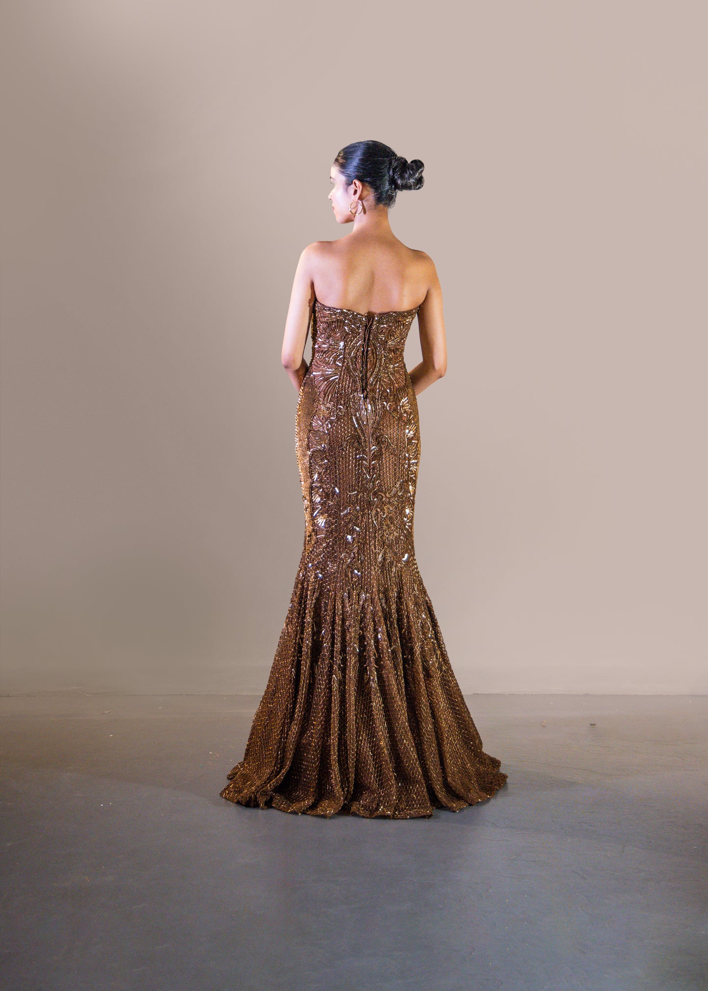 COPPER GOLD FISH CUT GOWN