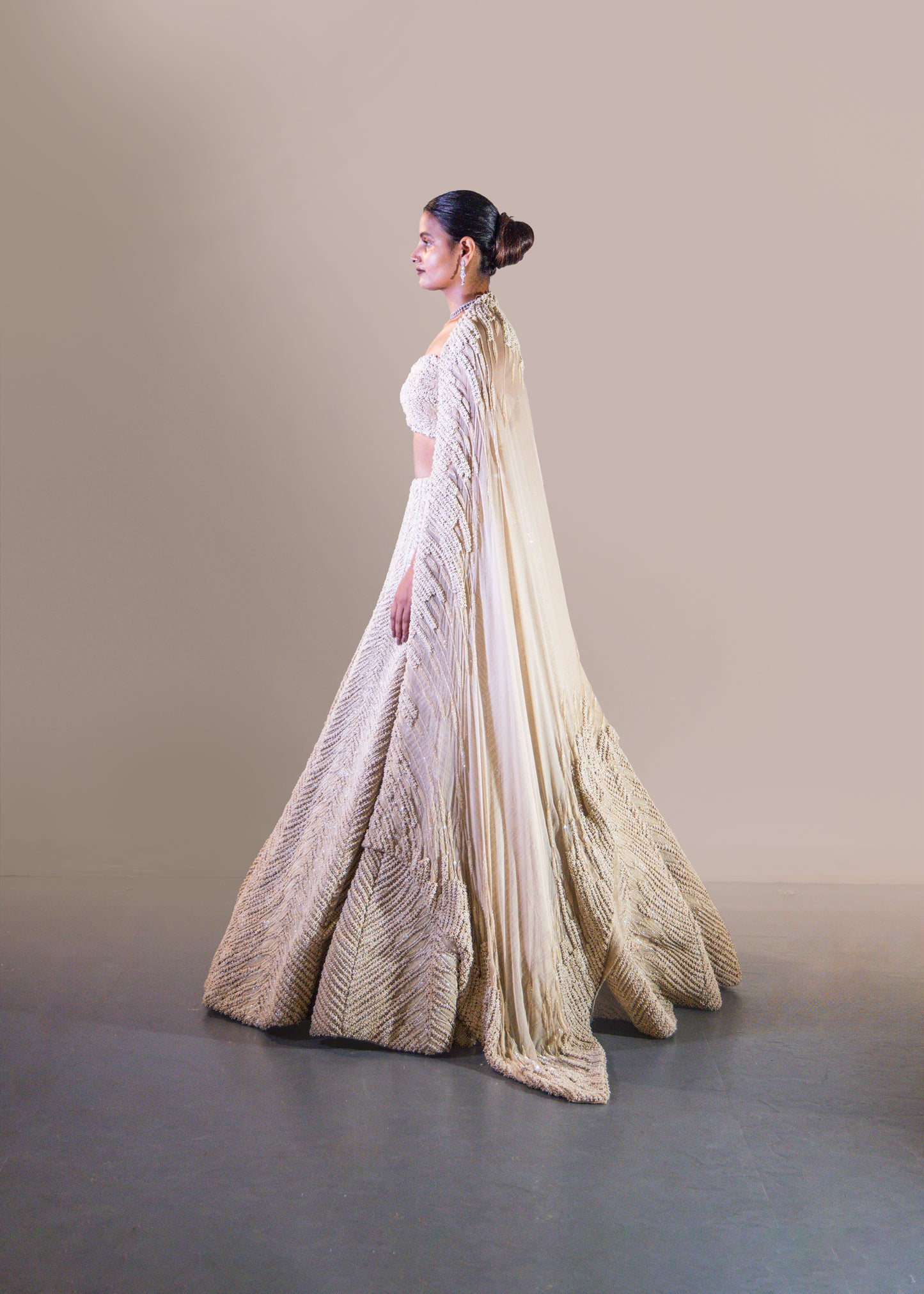 OFF WHITE LEHENGA